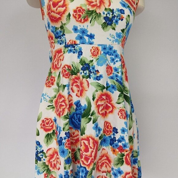Lindy Bop White Floral Fit & Flare Dress Size S Sleeveless Sweetheart Neckline - Picture 4 of 9